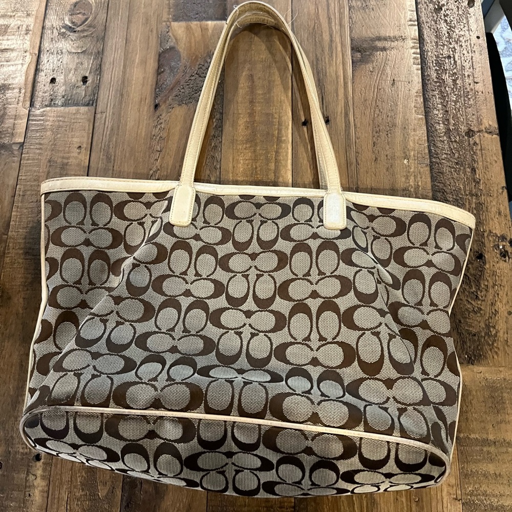 Large coach bag